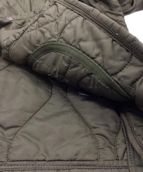 Barbour（バブアー）Barbour (バブアー) TRACK QUILT オリーブ サイズ:Lの古着・服飾アイテム