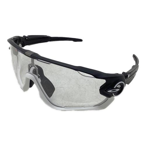 OAKLEY（オークリー）OAKLEY (オークリー) JAW BREAKER ブラック×ホワイトの古着・服飾アイテム