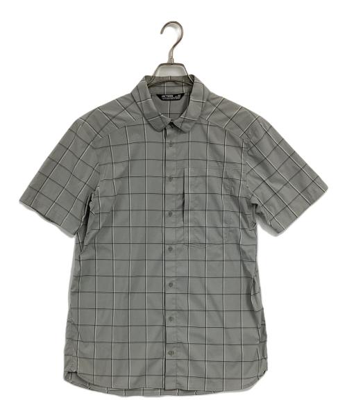 ARC'TERYX（アークテリクス）ARC'TERYX (アークテリクス) Riel Shirt SS（リエル シャツ ショートスリーブ） グレー サイズ:Ｓの古着・服飾アイテム