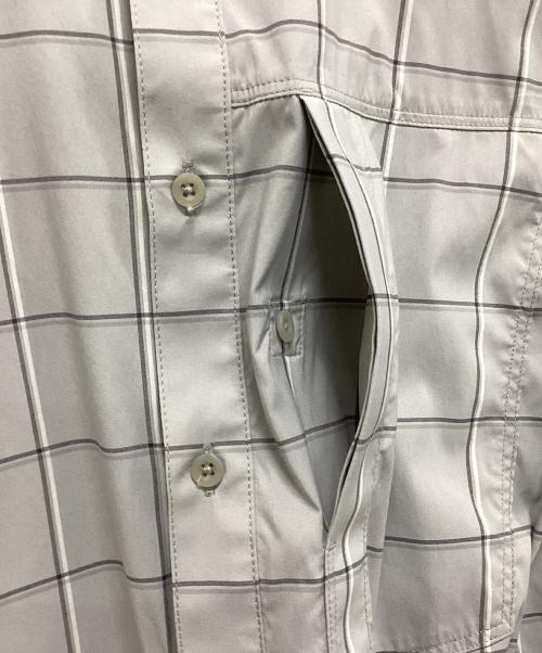 ARC'TERYX（アークテリクス）ARC'TERYX (アークテリクス) Riel Shirt SS（リエル シャツ ショートスリーブ） グレー サイズ:Ｓの古着・服飾アイテム