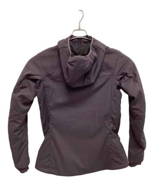 ARC'TERYX（アークテリクス）ARC'TERYX (アークテリクス) アウトドアウェア(ジャケット) パープル サイズ:Sの古着・服飾アイテム