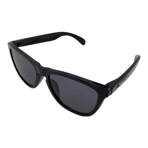 OAKLEY（オークリー）OAKLEY (オークリー) フロッグスキン ブラックの古着・服飾アイテム