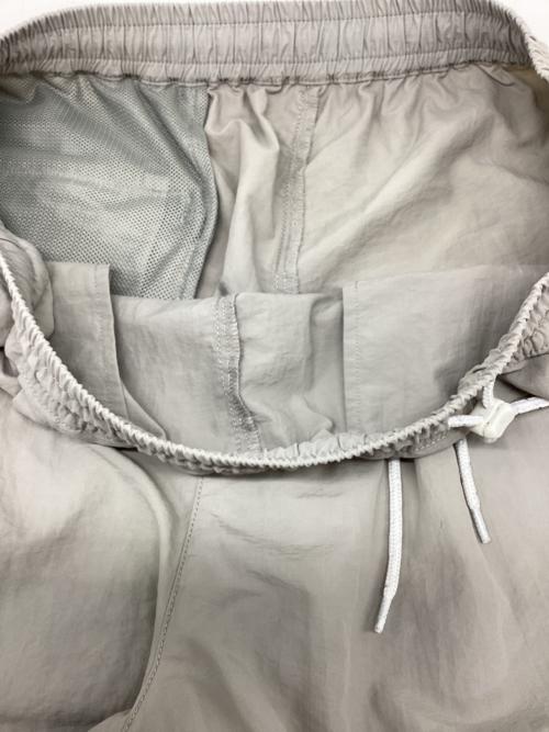 迷迭香（マンネンロウ）迷迭香 (マンネンロウ) ナイロンハーベストトレーナー ライトグレー サイズ:4の古着・服飾アイテム