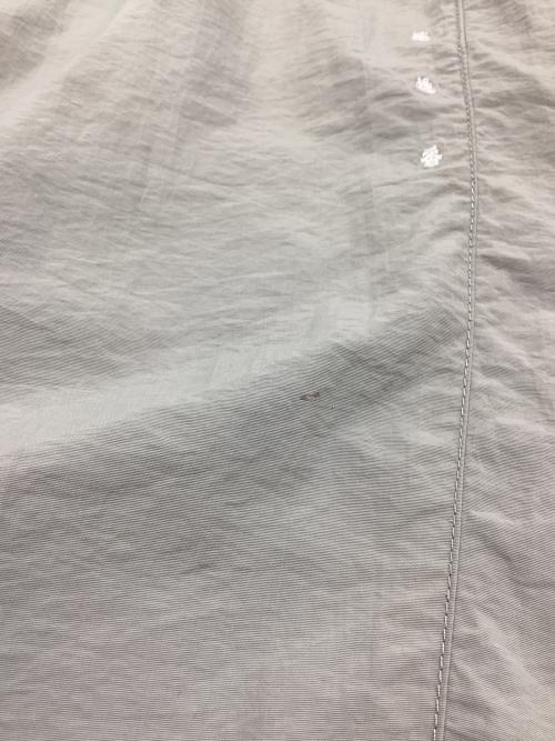 迷迭香（マンネンロウ）迷迭香 (マンネンロウ) ナイロンハーベストトレーナー ライトグレー サイズ:4の古着・服飾アイテム