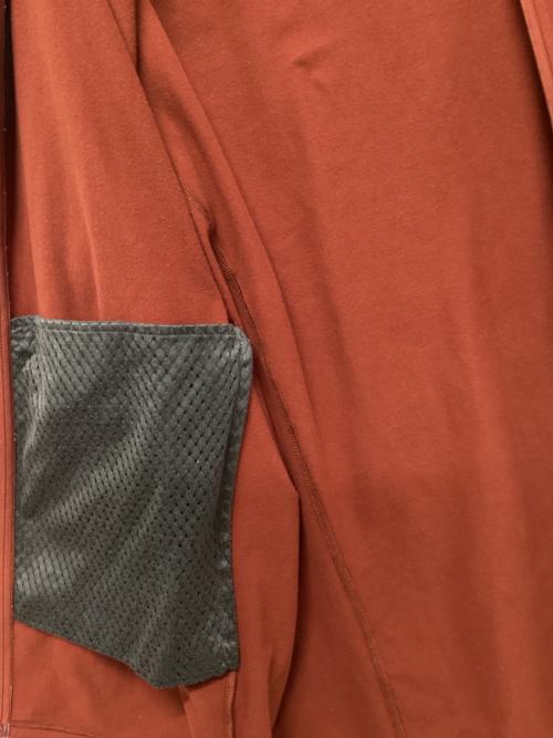 ARC'TERYX（アークテリクス）ARC'TERYX (アークテリクス) アダヒフーディ エンジ サイズ:Sの古着・服飾アイテム