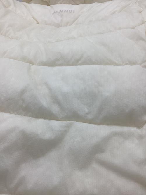 MAMMUT（マムート）MAMMUT (マムート) Meron IN Hooded Jacket AF Men’s ホワイト サイズ:XLの古着・服飾アイテム