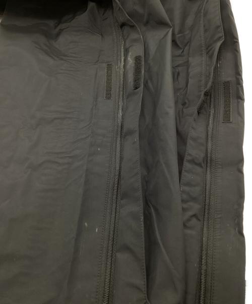 THE NORTH FACE（ザ ノース フェイス）THE NORTH FACE (ザ ノース フェイス) マウンテンレインテックス レッド×ブラック サイズ:XLの古着・服飾アイテム