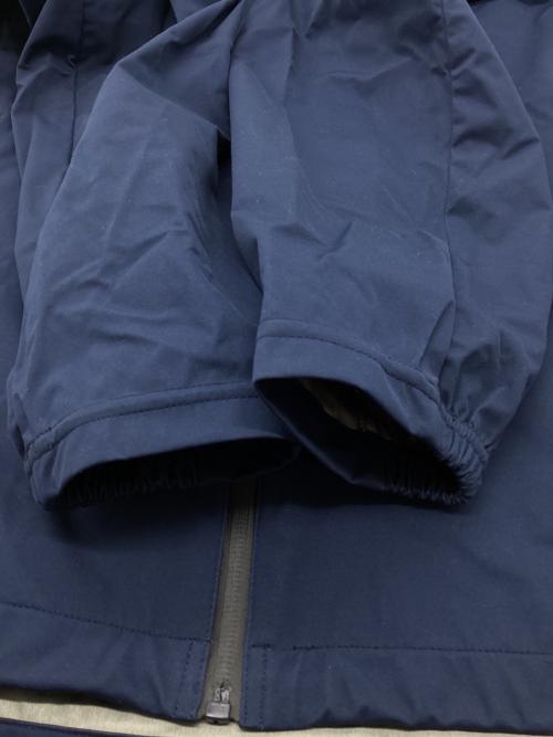 finetrack（ファイントラック）finetrack (ファイントラック) フロウラップフーディ ネイビー サイズ:Mの古着・服飾アイテム