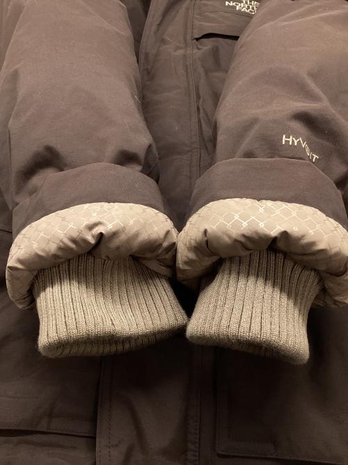 THE NORTH FACE（ザ ノース フェイス）THE NORTH FACE (ザ ノース フェイス) マクマード パーカー ブラウン サイズ:Mの古着・服飾アイテム
