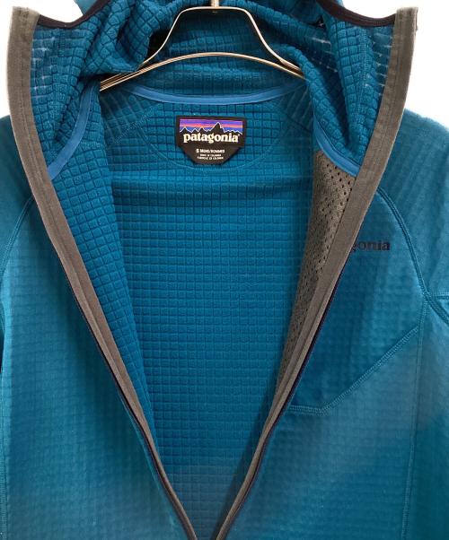 Patagonia（パタゴニア）Patagonia (パタゴニア) R1フーディ スカイブルー サイズ:Sの古着・服飾アイテム