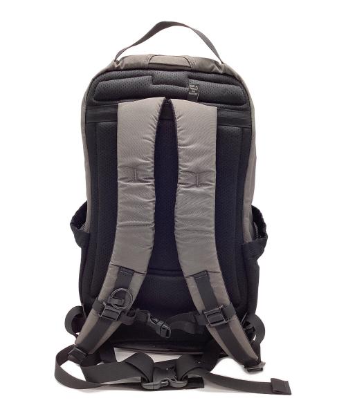 ARC'TERYX（アークテリクス）ARC'TERYX (アークテリクス) マンティス26 グレーの古着・服飾アイテム