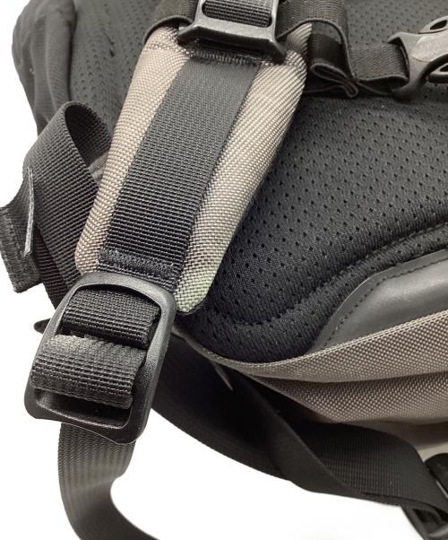 ARC'TERYX（アークテリクス）ARC'TERYX (アークテリクス) マンティス26 グレーの古着・服飾アイテム