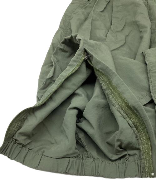 迷迭香（マンネンロウ）迷迭香 (マンネンロウ) ナイロンハーベストトレーナー グリーン サイズ:Mの古着・服飾アイテム