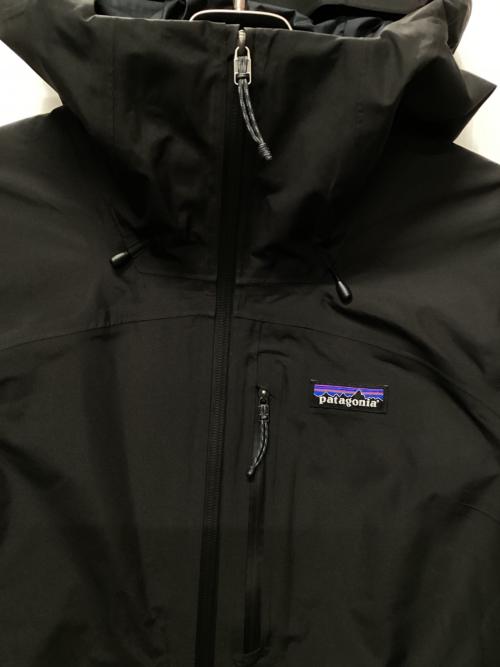 Patagonia（パタゴニア）Patagonia (パタゴニア) ウィメンズ・パウダー・タウン・ジャケット ブラック サイズ:XSの古着・服飾アイテム