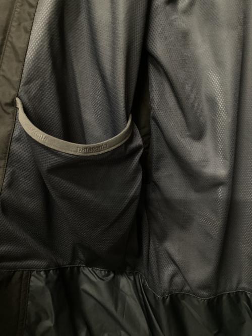 Patagonia（パタゴニア）Patagonia (パタゴニア) ウィメンズ・パウダー・タウン・ジャケット ブラック サイズ:XSの古着・服飾アイテム