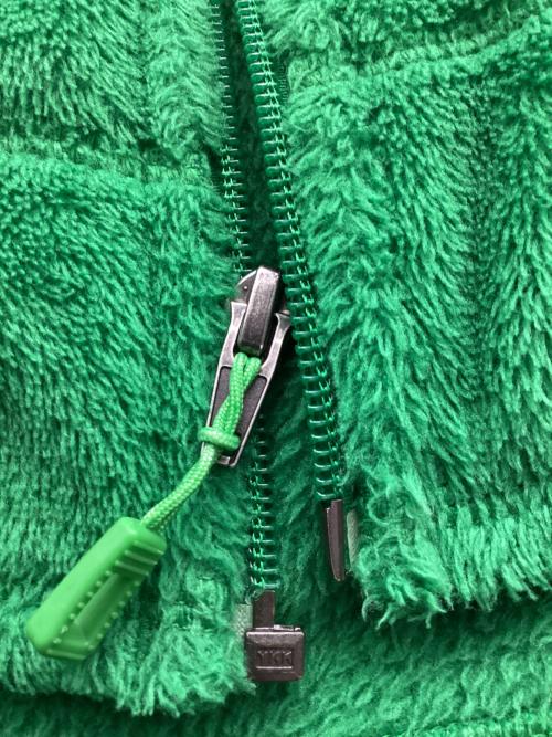 Patagonia（パタゴニア）Patagonia (パタゴニア) R2フリースジャケット グリーン サイズ:Mの古着・服飾アイテム