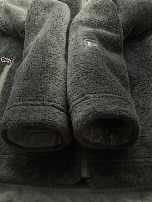 Patagonia（パタゴニア）Patagonia (パタゴニア) R4フリースジャケット グレー サイズ:Sの古着・服飾アイテム