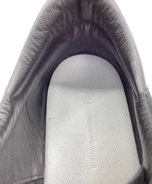 Y-3（ワイスリー）Y-3 (ワイスリー) YOHJI STAR ブラック×ホワイト サイズ:29cmの古着・服飾アイテム