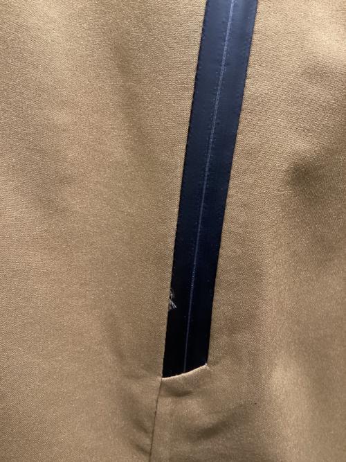 MILLET（ミレー）MILLET (ミレー) ティフォン50000ウォームストレッチジャケット カーキ サイズ:Mの古着・服飾アイテム