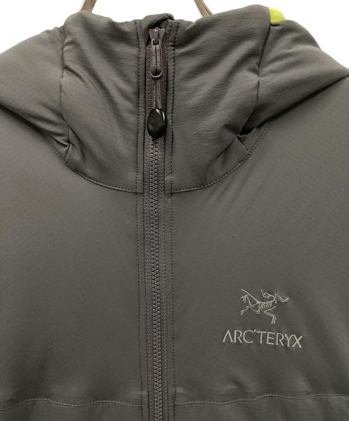 ARC'TERYX（アークテリクス）ARC'TERYX (アークテリクス) アトムARフーディー グレー サイズ:SIZE Lの古着・服飾アイテム