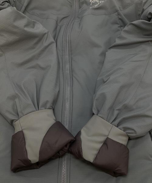 ARC'TERYX（アークテリクス）ARC'TERYX (アークテリクス) アトムARフーディー グレー サイズ:SIZE Lの古着・服飾アイテム