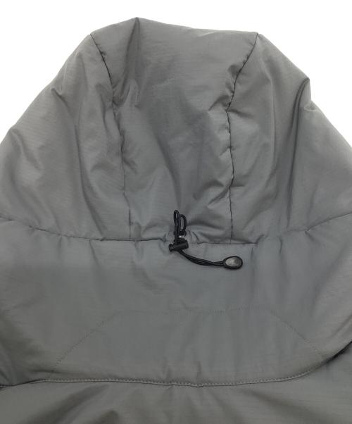 ARC'TERYX（アークテリクス）ARC'TERYX (アークテリクス) アトムARフーディー グレー サイズ:SIZE Lの古着・服飾アイテム