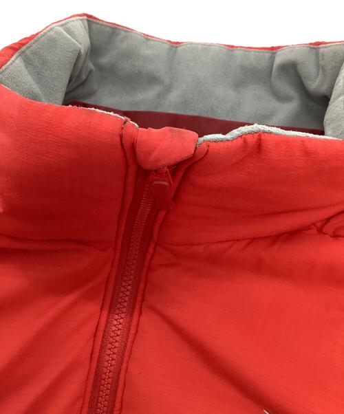 ARC'TERYX（アークテリクス）ARC'TERYX (アークテリクス) アトムヘビーウエイトジャケット レッド サイズ:Mの古着・服飾アイテム