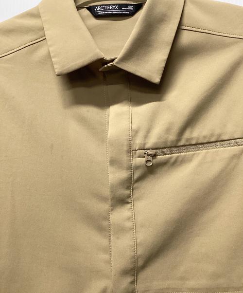 ARC'TERYX（アークテリクス）ARC'TERYX (アークテリクス) SKYLINE LS SHIRT M カーキ サイズ:Sの古着・服飾アイテム