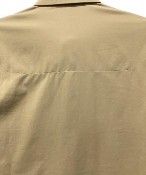 ARC'TERYX（アークテリクス）ARC'TERYX (アークテリクス) SKYLINE LS SHIRT M カーキ サイズ:Sの古着・服飾アイテム