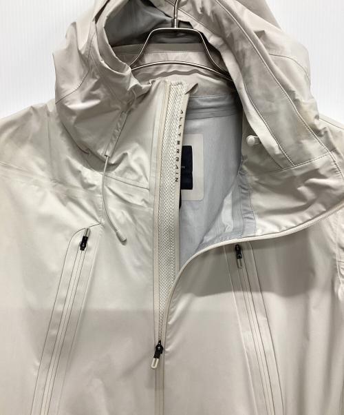 DESCENTE（デサント）DESCENTE (デサント) ALLTERRAIN CREAS HARD SHELL JACKET アイボリー サイズ:Mの古着・服飾アイテム