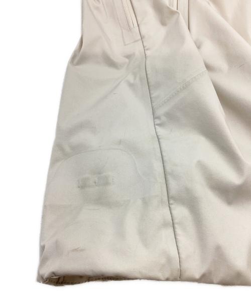 DESCENTE（デサント）DESCENTE (デサント) ALLTERRAIN CREAS HARD SHELL JACKET アイボリー サイズ:Mの古着・服飾アイテム