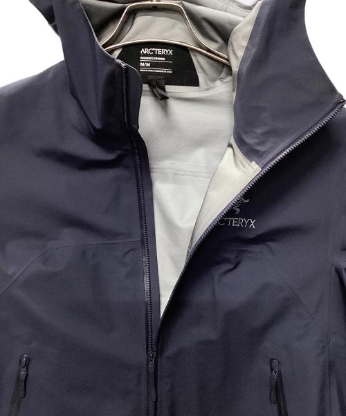 ARC'TERYX（アークテリクス）ARC'TERYX (アークテリクス) ベータ ジャケット ネイビー サイズ:Mの古着・服飾アイテム
