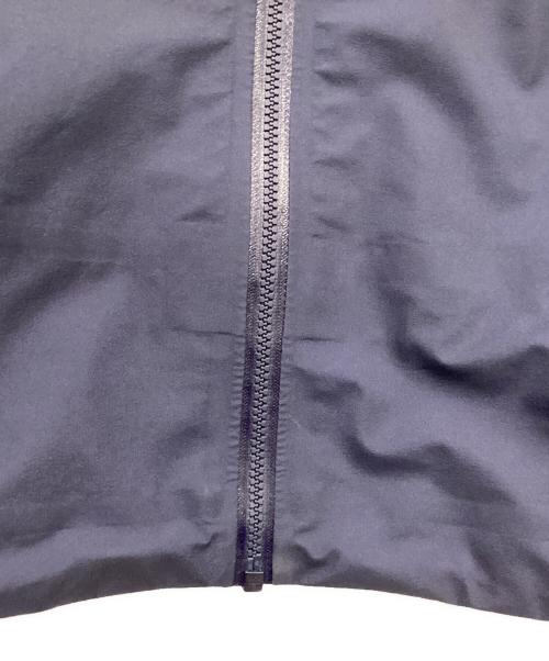 ARC'TERYX（アークテリクス）ARC'TERYX (アークテリクス) ベータ ジャケット ネイビー サイズ:Mの古着・服飾アイテム