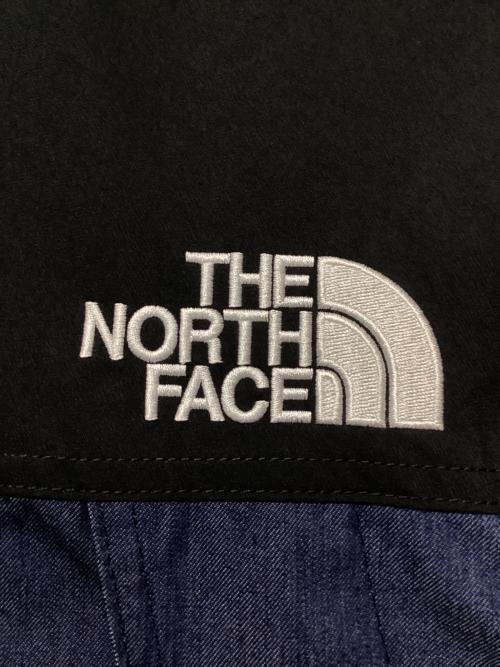 THE NORTH FACE（ザ ノース フェイス）THE NORTH FACE (ザ ノース フェイス) マウンテンライトデニムジャケット ブラック×インディゴ サイズ:Mの古着・服飾アイテム