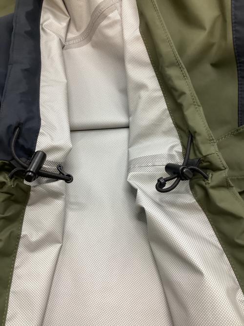 THE NORTH FACE（ザ ノース フェイス）THE NORTH FACE (ザ ノース フェイス) ジオメトリックドットショットジャケット オリーブ×ブラック サイズ:Mの古着・服飾アイテム