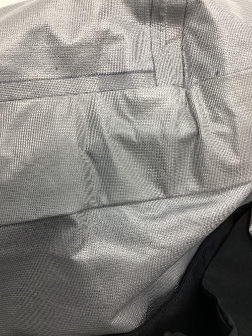 MOUNTAIN HARD WEAR（マウンテンハードウェア）MOUNTAIN HARD WEAR (マウンテンハードウェア) トレイルバースゴアテックスジャケット ブラック サイズ:Lの古着・服飾アイテム