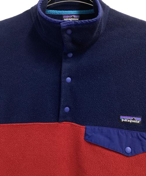 Patagonia（パタゴニア）Patagonia (パタゴニア) ライトウェイト シンチラ スナップT ネイビー×レッド サイズ:Mの古着・服飾アイテム