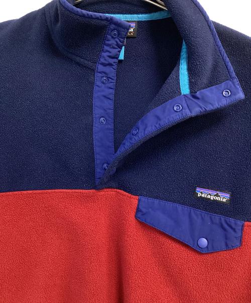 Patagonia（パタゴニア）Patagonia (パタゴニア) ライトウェイト シンチラ スナップT ネイビー×レッド サイズ:Mの古着・服飾アイテム