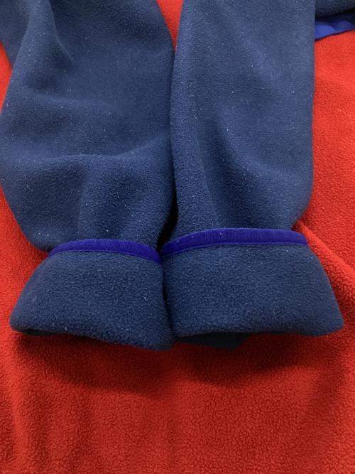 Patagonia（パタゴニア）Patagonia (パタゴニア) ライトウェイト シンチラ スナップT ネイビー×レッド サイズ:Mの古着・服飾アイテム