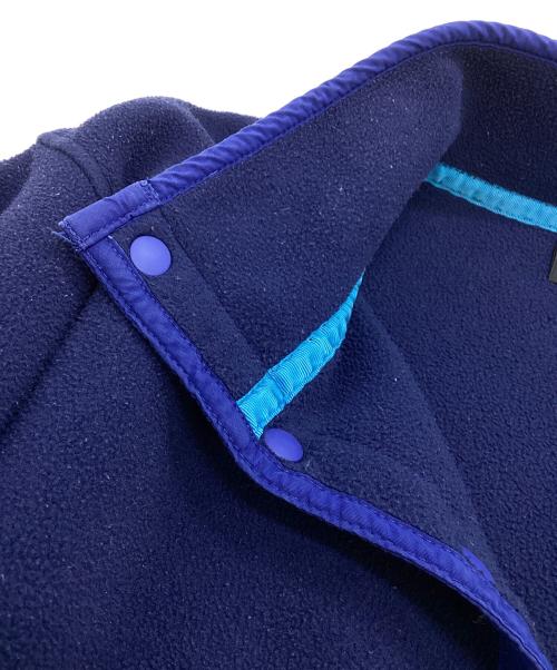 Patagonia（パタゴニア）Patagonia (パタゴニア) ライトウェイト シンチラ スナップT ネイビー×レッド サイズ:Mの古着・服飾アイテム