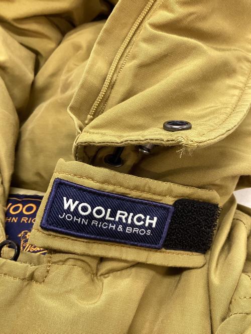 WOOLRICH（ウールリッチ）WOOLRICH (ウールリッチ) アークティックパーカー カーキ サイズ:Mの古着・服飾アイテム