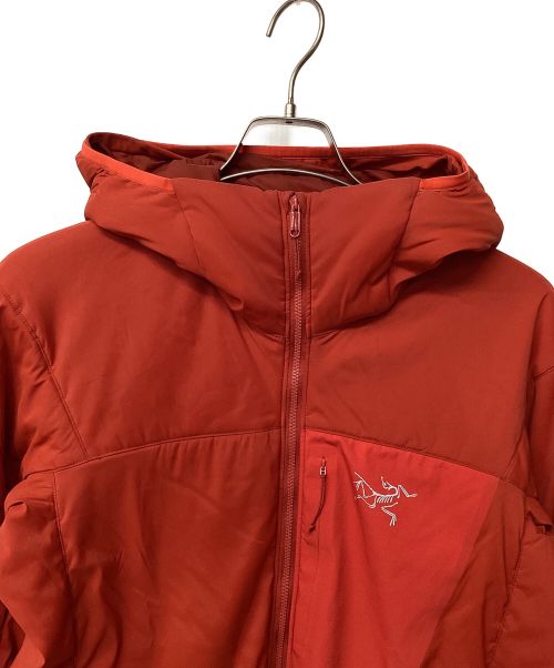 ARC'TERYX（アークテリクス）ARC'TERYX (アークテリクス) プロトンLTフーディ（トレッキングウェア) オレンジ サイズ:Sの古着・服飾アイテム