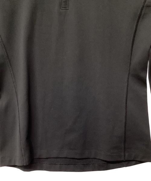 ARC'TERYX（アークテリクス）ARC'TERYX (アークテリクス) デルタ ハーフジップネック(トレッキングウェア) ブラック サイズ:Sの古着・服飾アイテム