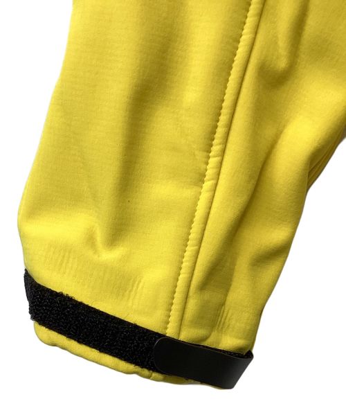 HAGLOFS（ホグロフス）HAGLOFS (ホグロフス) REPTILE ⅡHOOD（トレッキングウェア) イエロー サイズ:L 未使用品の古着・服飾アイテム