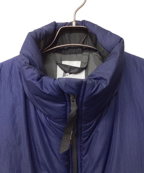 and wander（アンドワンダー）and wander (アンドワンダー) maison kitsune (メゾンキツネ) アウトドアウェア(その他) ネイビー サイズ:4の古着・服飾アイテム