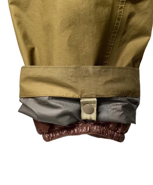 mont-bell（モンベル）mont-bell (モンベル) ヴェイルダウンパーカ（トレッキングウェア/レインウェア) カーキ×エンジ サイズ:Lの古着・服飾アイテム