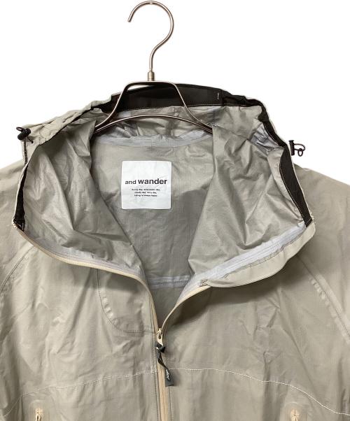 and wander（アンドワンダー）and wander (アンドワンダー) 3L UL rain jacket（トレッキングウェア/レインウェア) グレー サイズ:XLの古着・服飾アイテム
