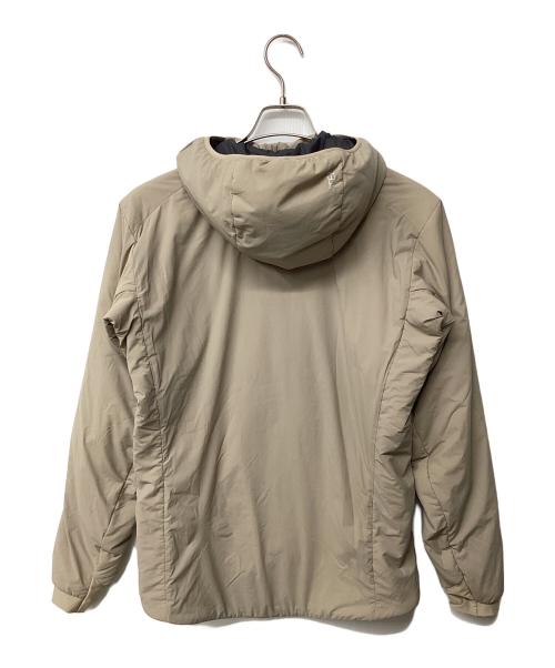ARC'TERYX（アークテリクス）ARC'TERYX (アークテリクス) プロトン フーディ メンズ（トレッキングウェア) ベージュ サイズ:Sの古着・服飾アイテム