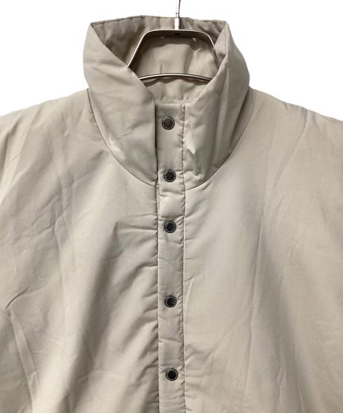 HOUNDI（HOUNDI）HOUNDI (HOUNDI) All WEATHER T‐NECK アイボリー サイズ:XSの古着・服飾アイテム