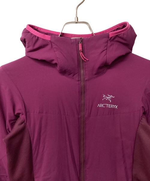 ARC'TERYX（アークテリクス）ARC'TERYX (アークテリクス) アトムLTフーディ（トレッキングウェア) ショッキングピンク サイズ:Sの古着・服飾アイテム